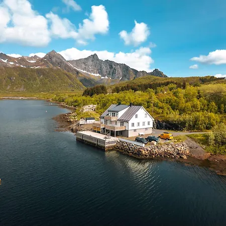 Apartmanhotel Lofoten 3*